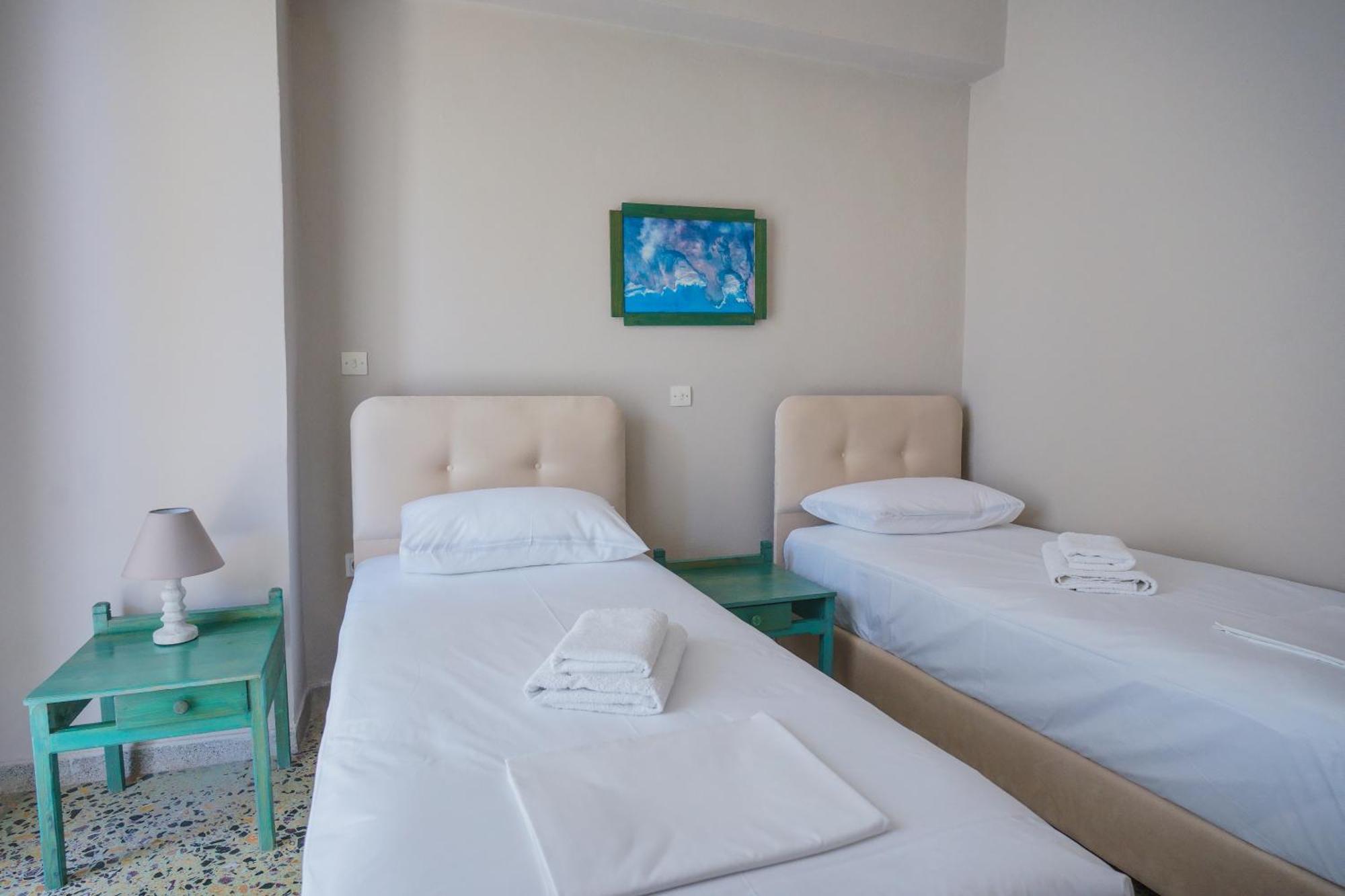 Hotel Korfos - Ξενοδοχείο Κόρφος Renovated Dış mekan fotoğraf
