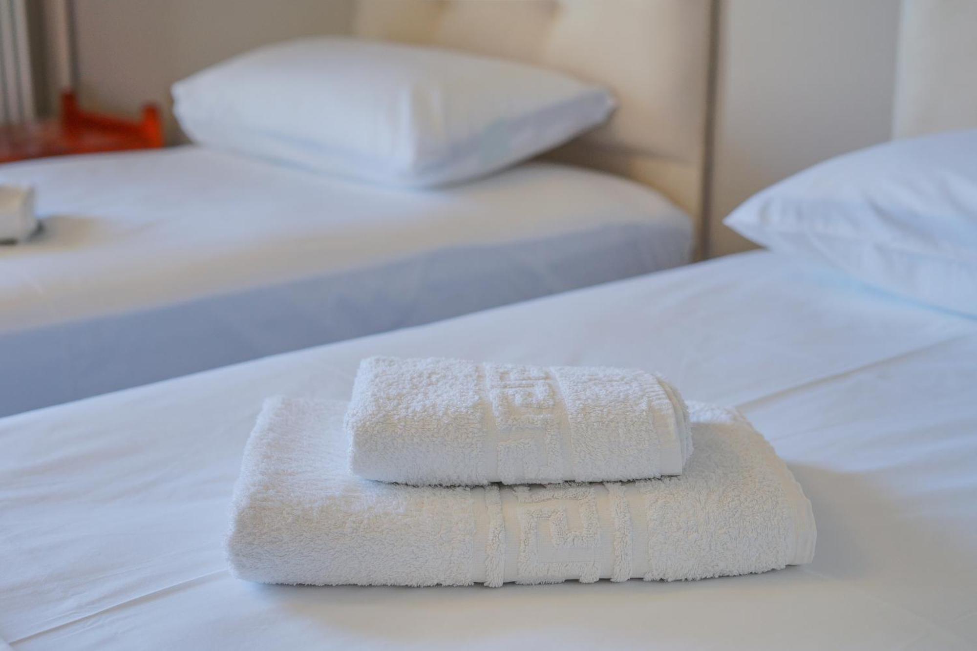 Hotel Korfos - Ξενοδοχείο Κόρφος Renovated Dış mekan fotoğraf