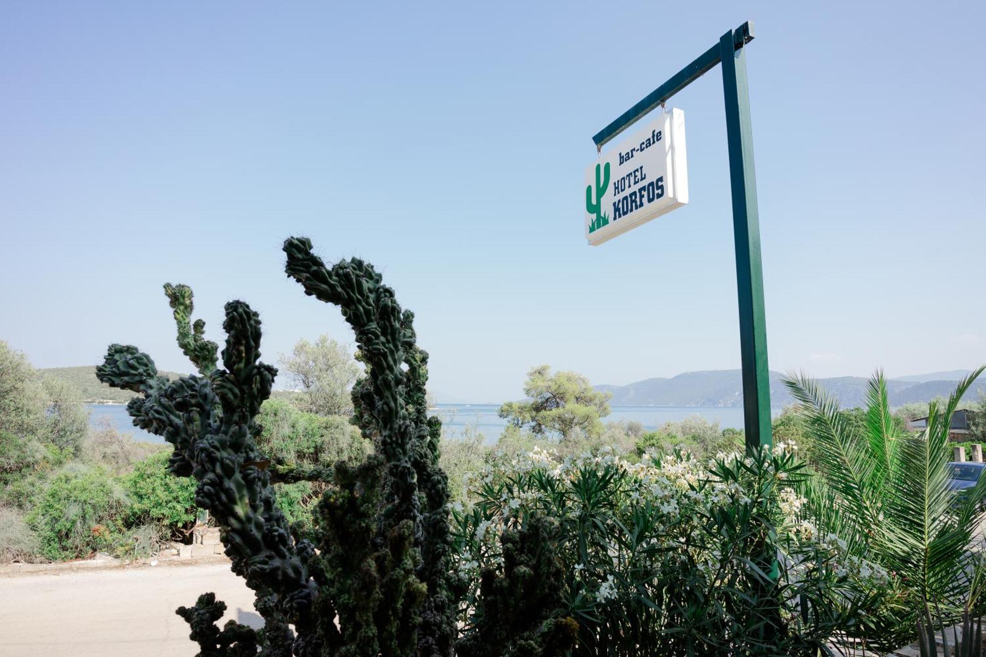 Hotel Korfos - Ξενοδοχείο Κόρφος Renovated Dış mekan fotoğraf