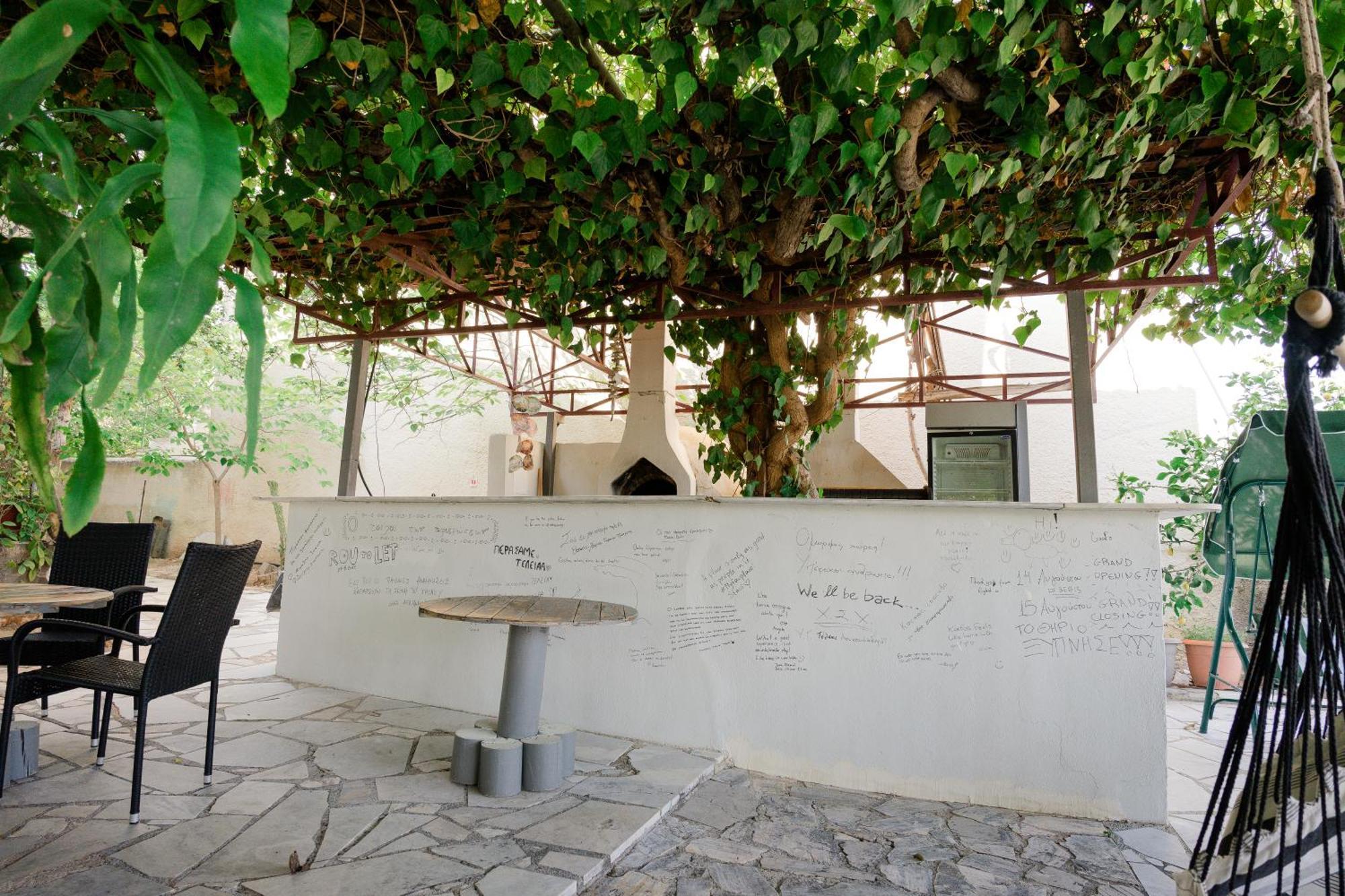 Hotel Korfos - Ξενοδοχείο Κόρφος Renovated Dış mekan fotoğraf