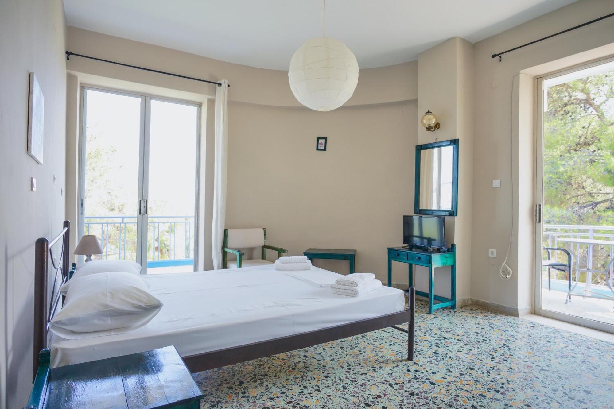 Hotel Korfos - Ξενοδοχείο Κόρφος Renovated Dış mekan fotoğraf